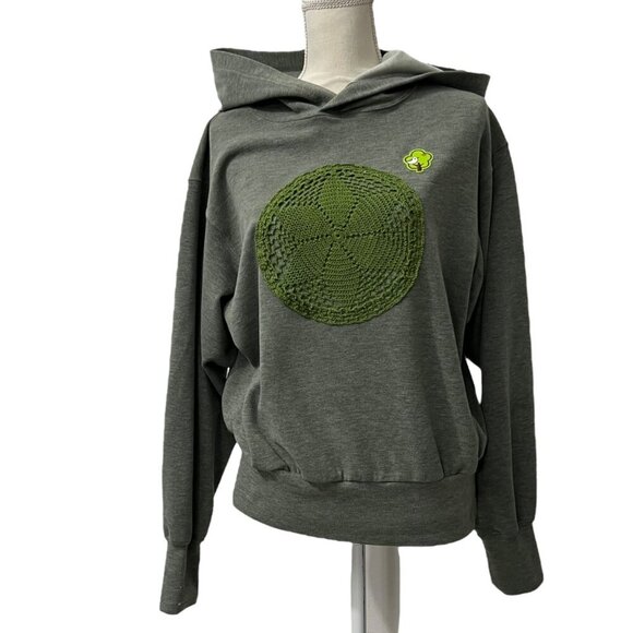 Evereve‎ Green Crochet Detail Pullover Hoodie Hooded Sweatshirt Size XS - Picture 3 of 10